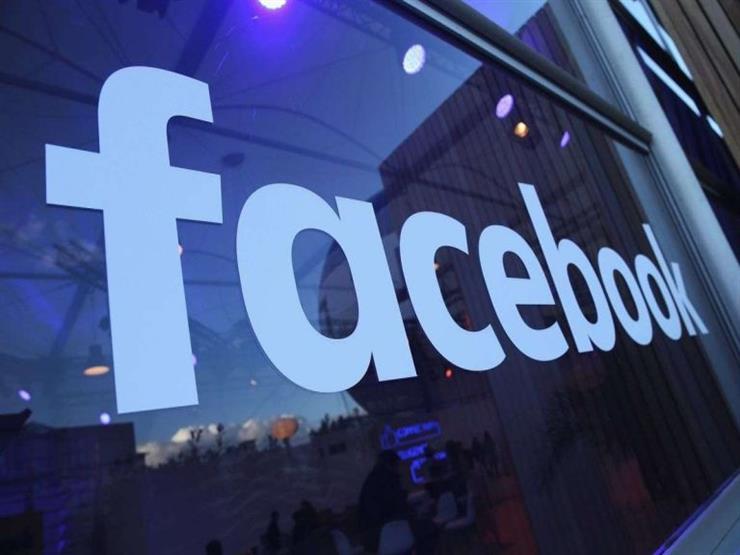 فيسبوك يدرس دفع أموال للمستخدمين مقابل "بوستاتهم"