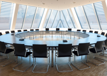 إدارة الاجتماعات بفعالية