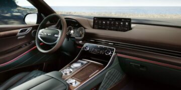 سيارات فاخرة 2024